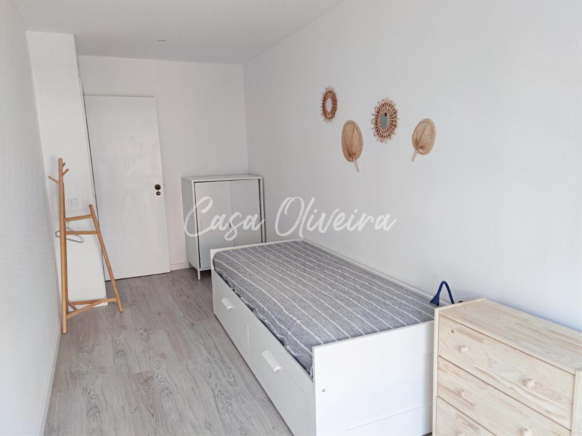 Casa Oliveira - Sunny 2-Bed Retreat Steps From The Beach Armação de Pêra 外观 照片