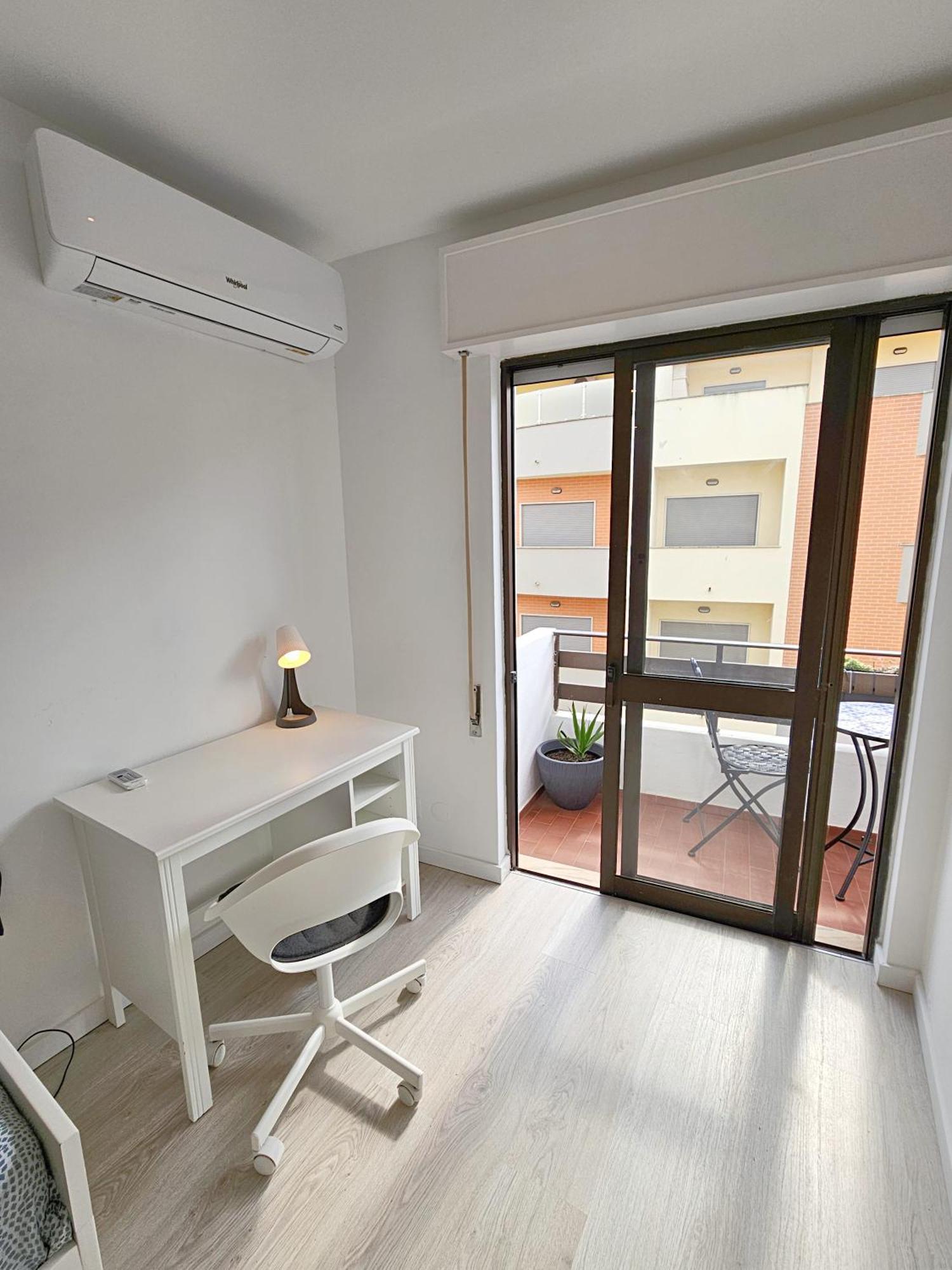 Casa Oliveira - Sunny 2-Bed Retreat Steps From The Beach Armação de Pêra 外观 照片
